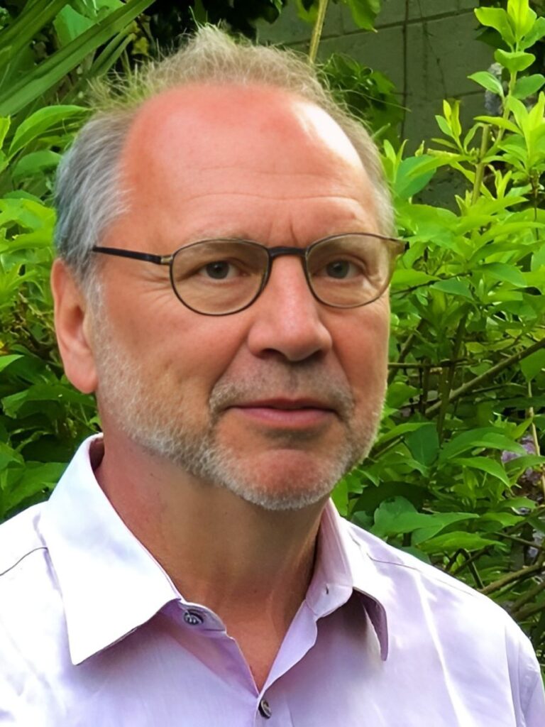 Peter Piot was the founding Executive Director of UNAIDS and Under-Secretary-General of the United Nations from 1995 until 2008.